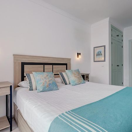 Punta Plata Beach Center Apartment Estepona Luaran gambar